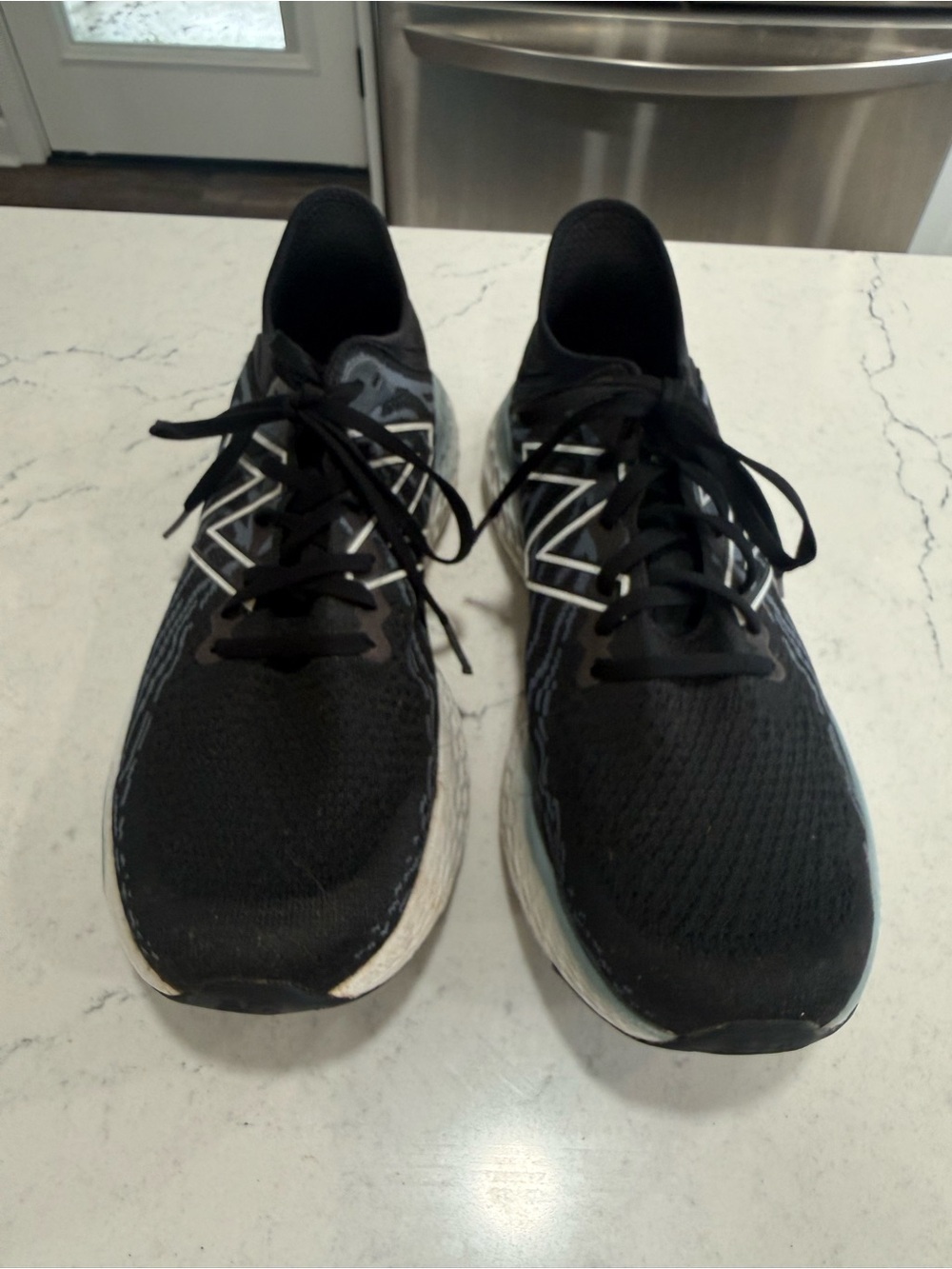 New Balance 1080 Men’s Running Shoes Black Thunder Size 10.5 - Picture 3 of 10